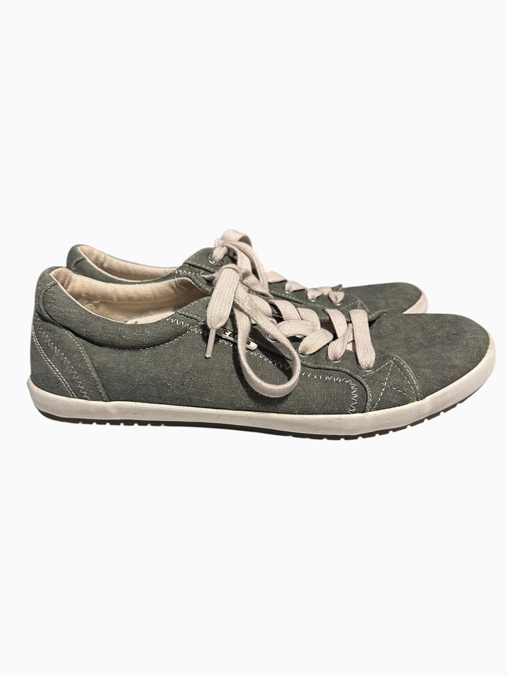 Taos Star Green Sage Canvas Sneakers